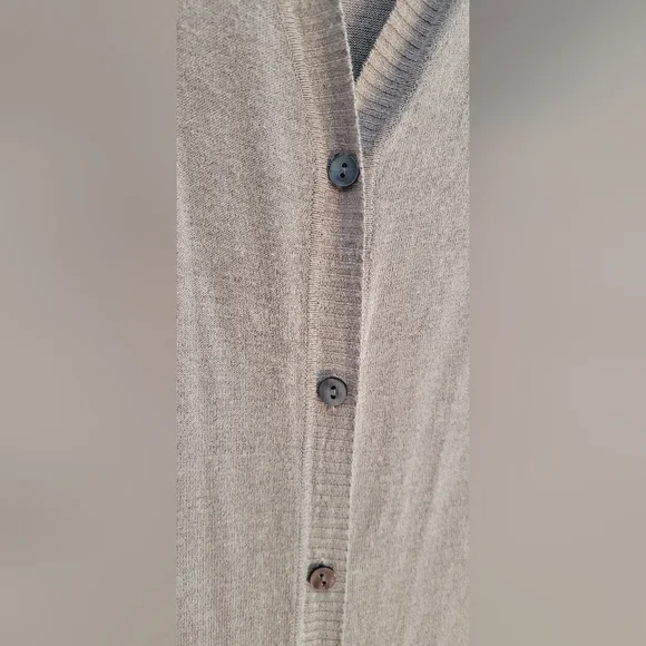 Button up Cardigan - Picture 5 of 5